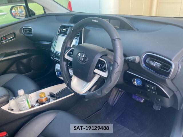 Toyota PRIUS 2016-09 8753037-9