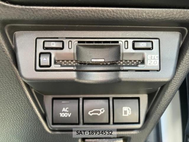 Toyota PRIUS 2023-06 8753045-14