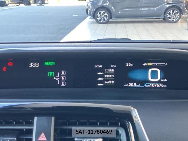 Toyota PRIUS 2016-03 8753114-13