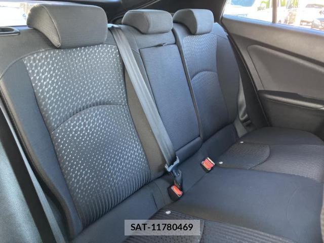 Toyota PRIUS 2016-03 8753114-4