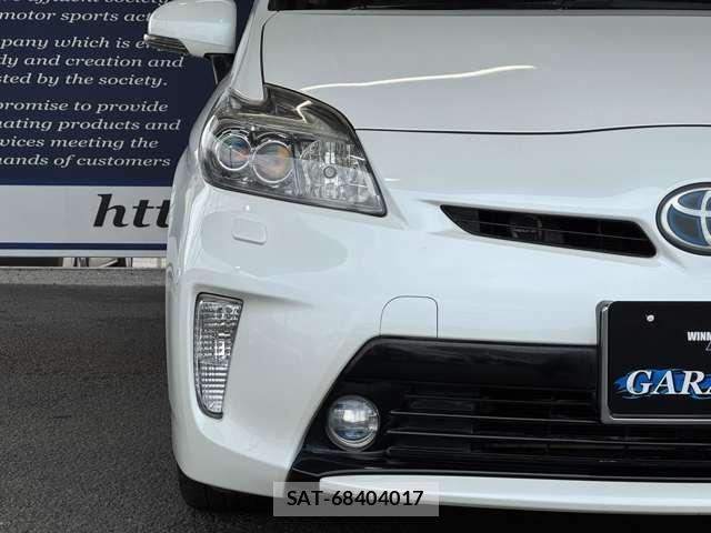 Toyota PRIUS 2012-08 8753344-14