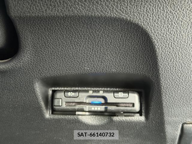 Toyota PRIUS 2016-02 8753916-6