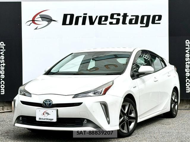 Toyota PRIUS 2019-03 8753948-0