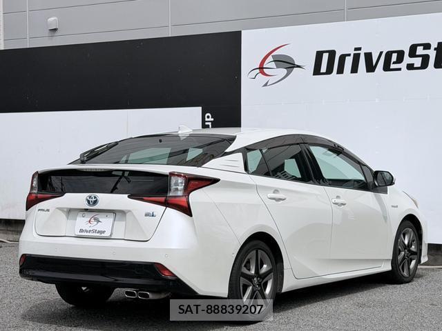 Toyota PRIUS 2019-03 8753948-1