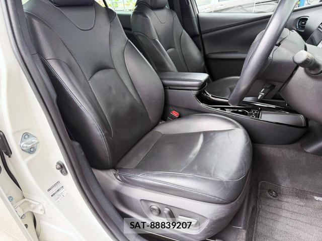 Toyota PRIUS 2019-03 8753948-5