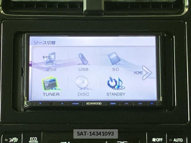 Toyota PRIUS 2016-10 8754047-10