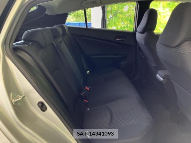 Toyota PRIUS 2016-10 8754047-4