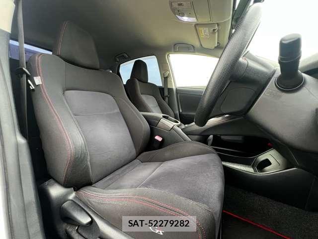 Toyota PRIUS 2013-04 8754064-5