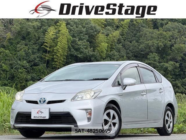 Toyota PRIUS 2012-10 8754141-0