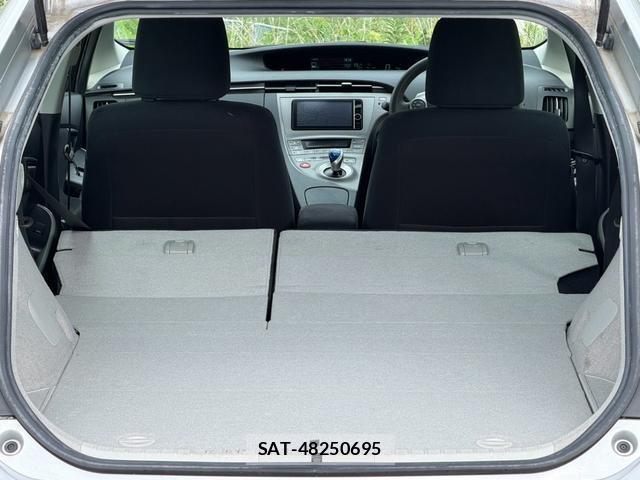 Toyota PRIUS 2012-10 8754141-6