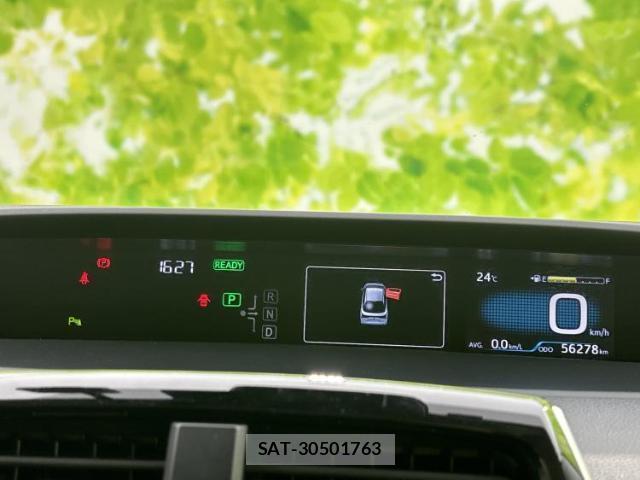 Toyota PRIUS 2019-08 8754389-12