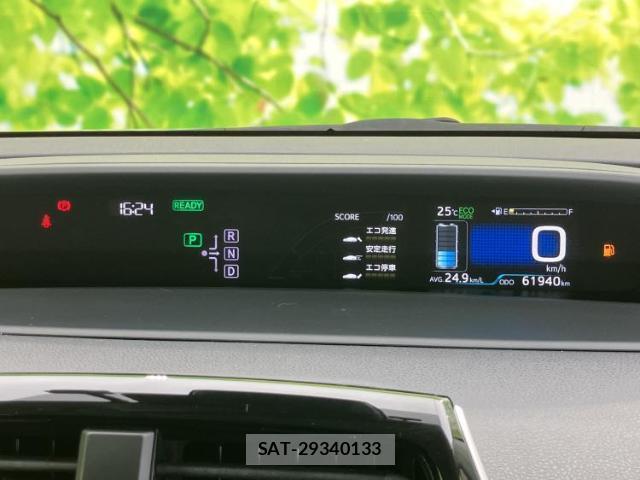 Toyota PRIUS 2017-02 8754394-13