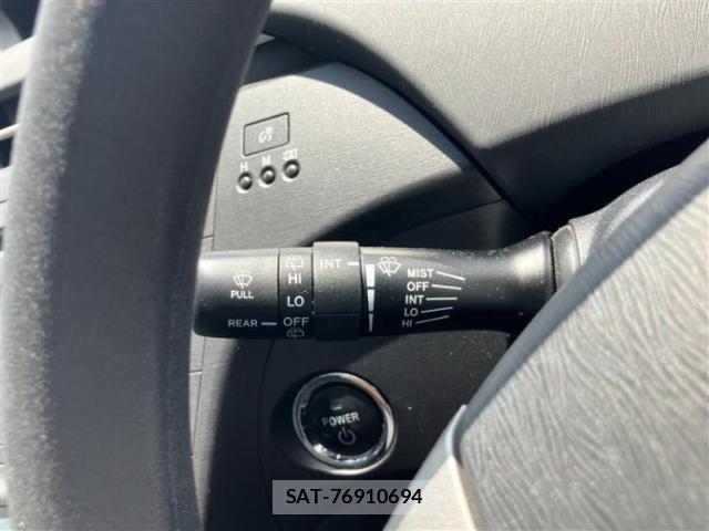 Toyota PRIUS 2010-03 8754413-16