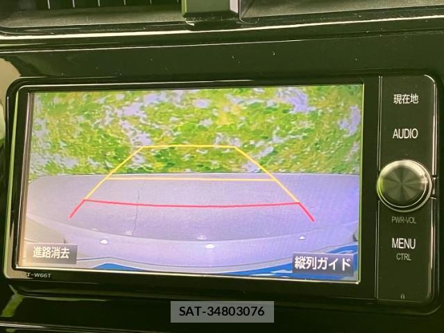 Toyota PRIUS 2017-08 8754431-10