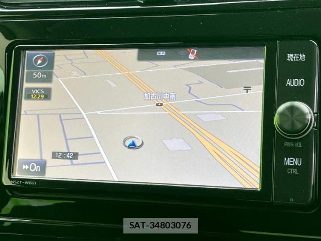 Toyota PRIUS 2017-08 8754431-8