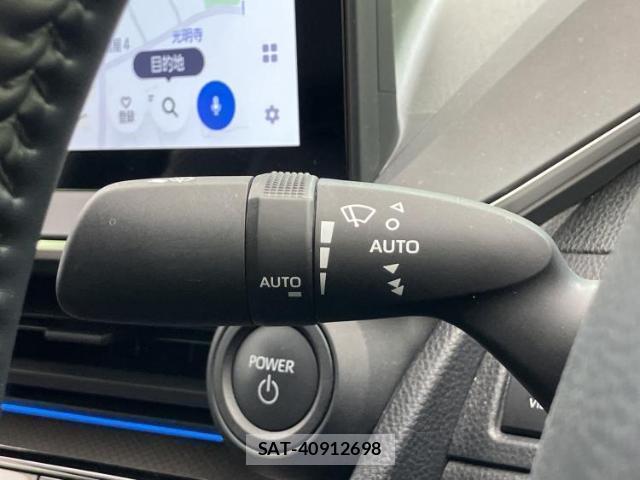 Toyota PRIUS 2024-03 8754441-15