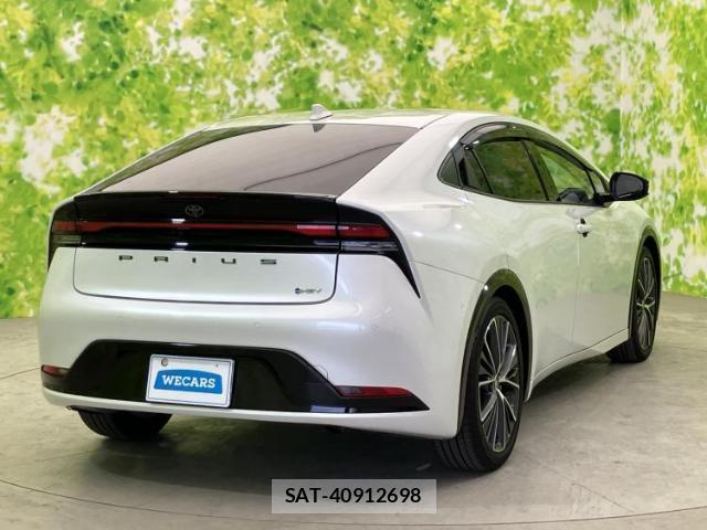 Toyota PRIUS 2024-03 8754441-2