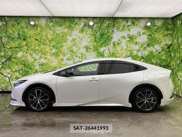 Toyota PRIUS 2024-02 8754477-1