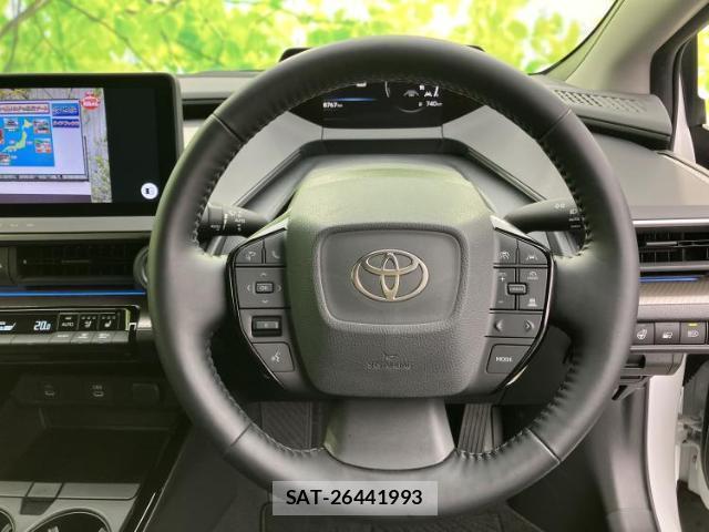 Toyota PRIUS 2024-02 8754477-13