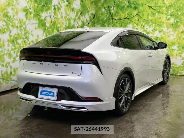 Toyota PRIUS 2024-02 8754477-2