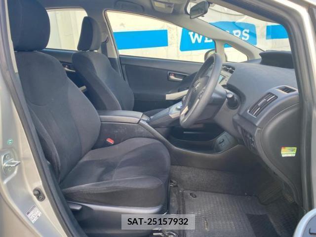 Toyota PRIUS 2015-09 8754494-4