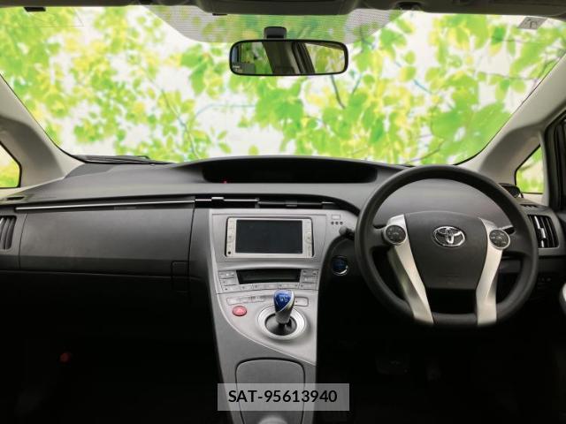 Toyota PRIUS 2013-07 8754520-7