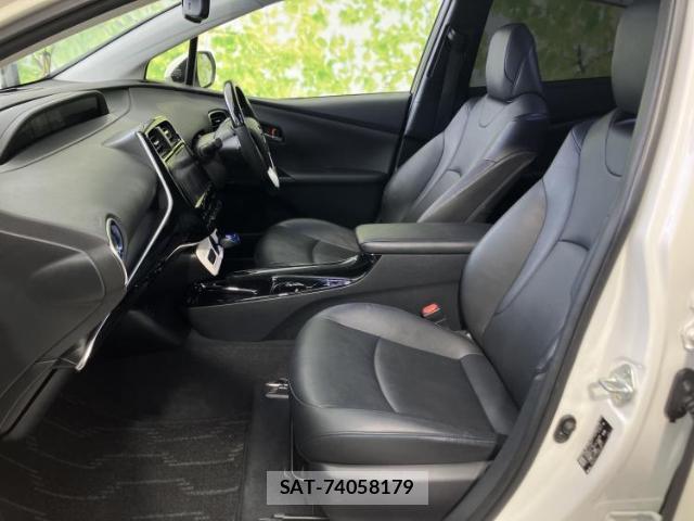 Toyota PRIUS 2018-03 8754561-5