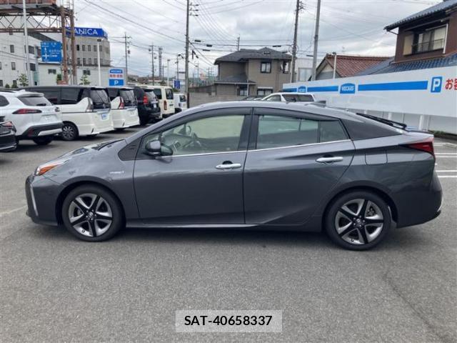 Toyota PRIUS 2019-07 8754606-1