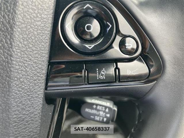 Toyota PRIUS 2019-07 8754606-11
