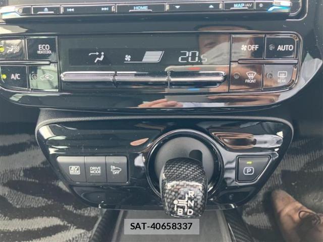 Toyota PRIUS 2019-07 8754606-13