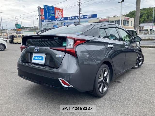 Toyota PRIUS 2019-07 8754606-2