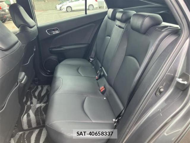 Toyota PRIUS 2019-07 8754606-5