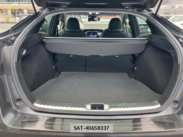 Toyota PRIUS 2019-07 8754606-7