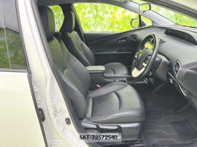 Toyota PRIUS 2016-03 8754650-3