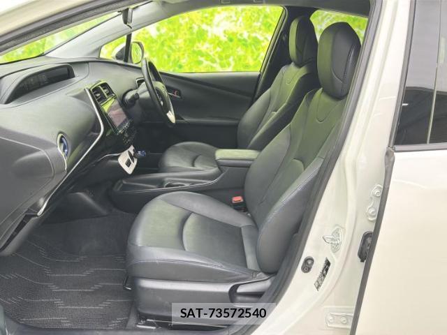 Toyota PRIUS 2016-03 8754650-5