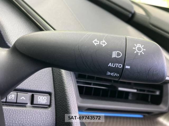 Toyota PRIUS 2025-06 8754691-15