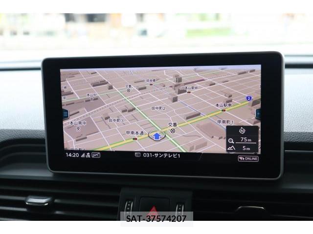 Audi Q5 2018-10 8753999-10