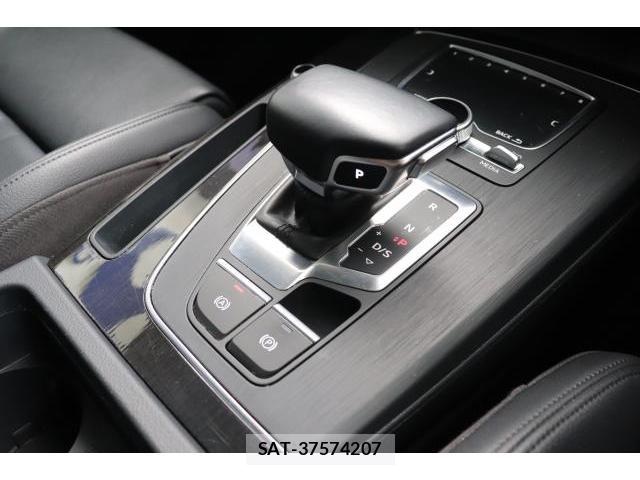 Audi Q5 2018-10 8753999-17