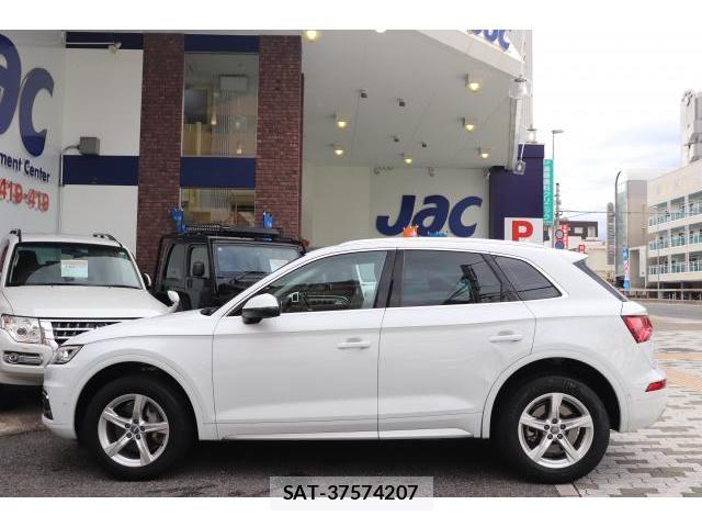 Audi Q5 2018-10 8753999-2
