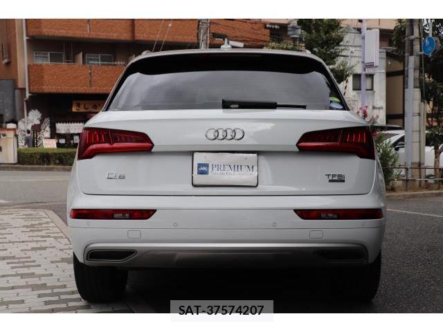 Audi Q5 2018-10 8753999-7