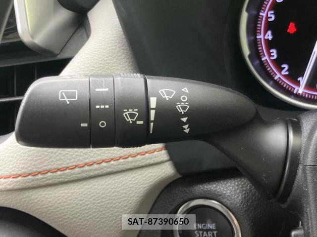Toyota RAV4 2019-11 8752439-16