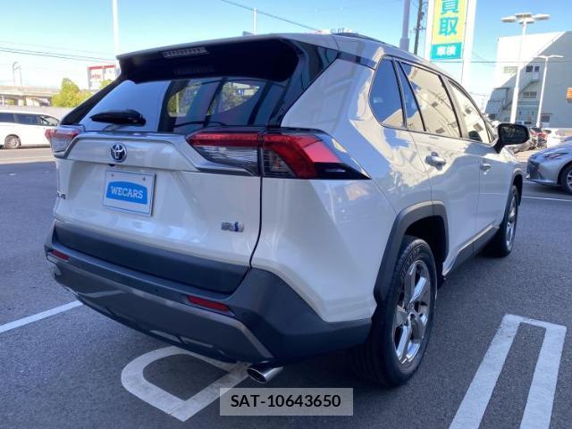 Toyota RAV4 2021-10 8752460-2