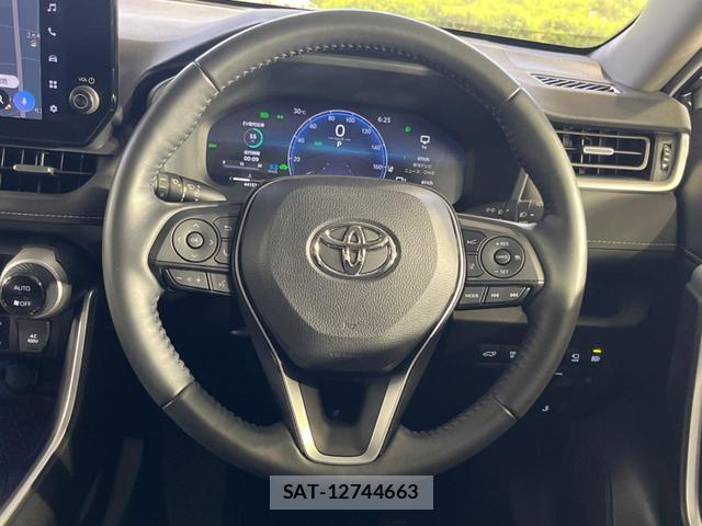 Toyota RAV4 2023-02 8752821-10
