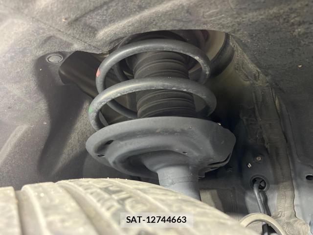 Toyota RAV4 2023-02 8752821-19