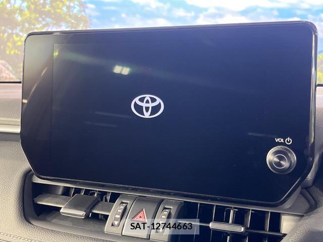 Toyota RAV4 2023-02 8752821-3