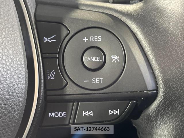 Toyota RAV4 2023-02 8752821-5