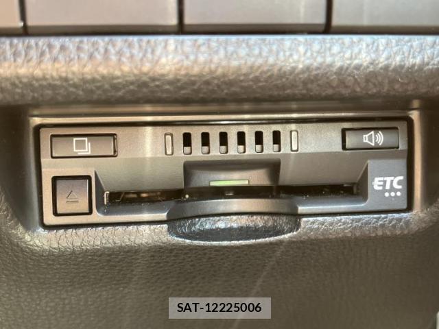 Toyota RAV4 2021-07 8753097-17