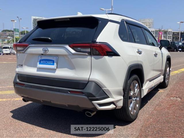 Toyota RAV4 2021-07 8753097-2