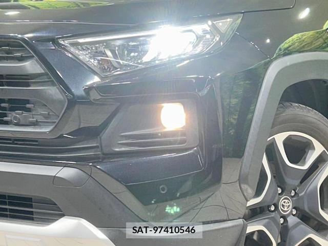 Toyota RAV4 2021-03 8753131-11