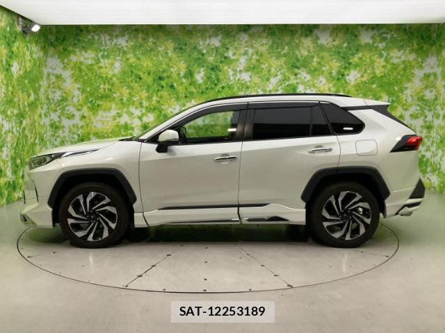 Toyota RAV4 2021-10 8753497-1